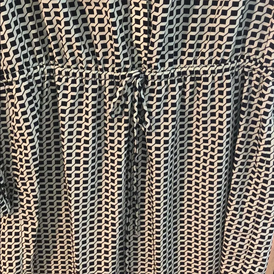 Gap Women's Geometric Print Collared Tie Waist‎ Long Sleeve Shirtdress Size L - Image 4