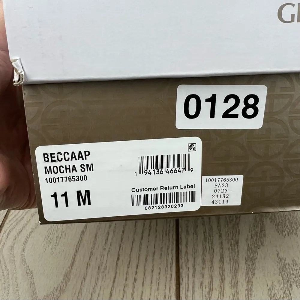 Giani Bernini Women's Becca Memory Foam Buckled Booties 11M Mocha Brown $100 - Image 9