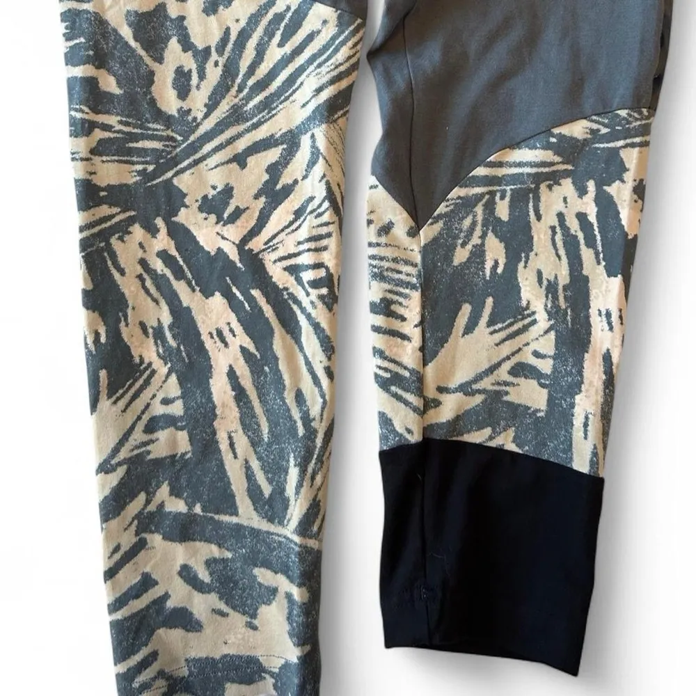 Adidas x Zoe Saldana Women’s Leggings - Size L - Image 7