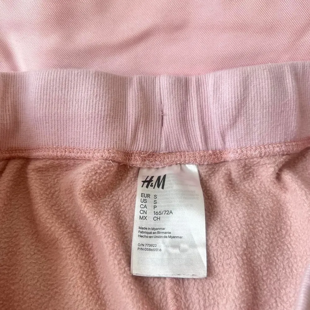 y2k pink fleece embroidered sweatpants / joggers - Image 5