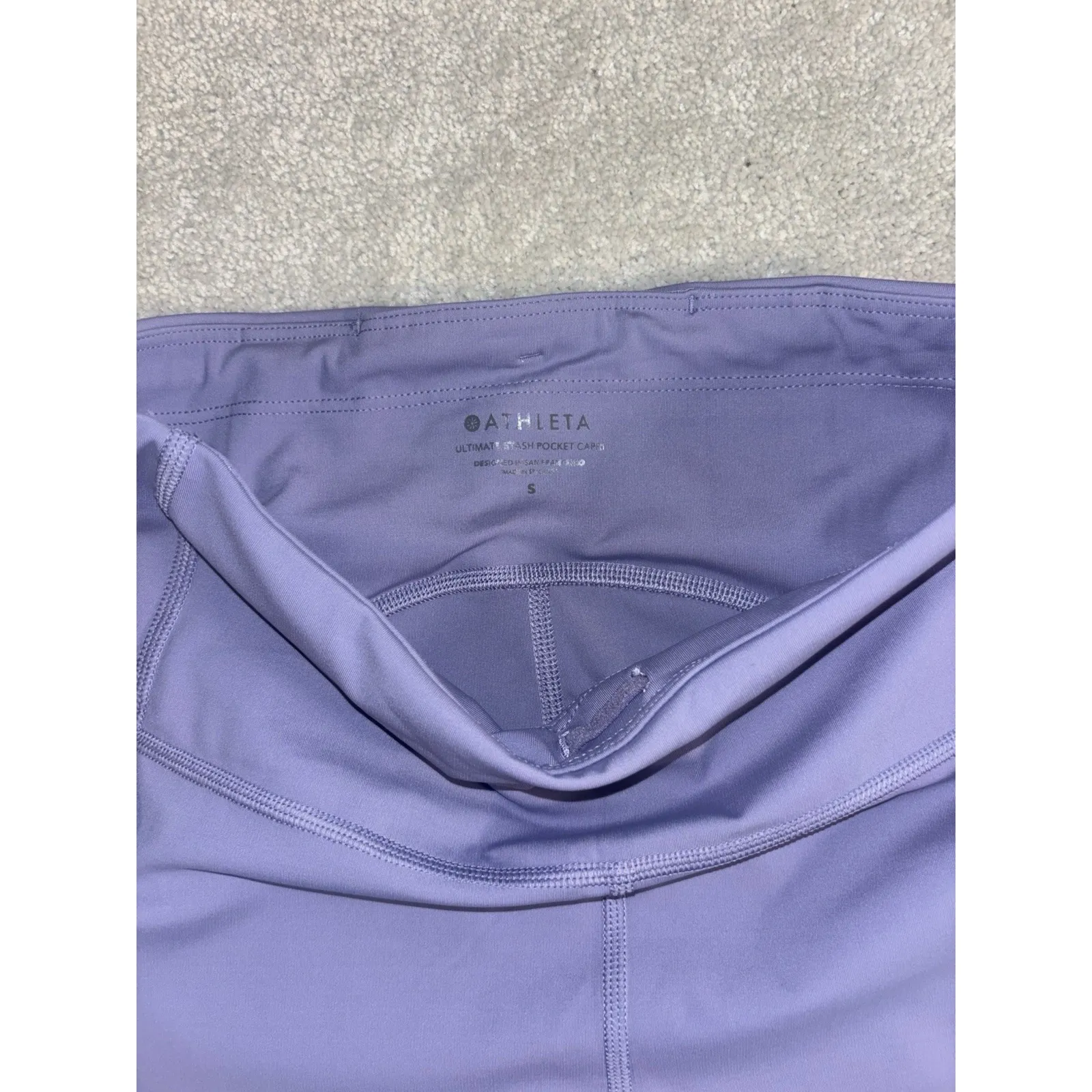 ATHLETA Ultimate Stash Pocket‎ Capri Athletic Legging Pants Small Light Purple - Image 5
