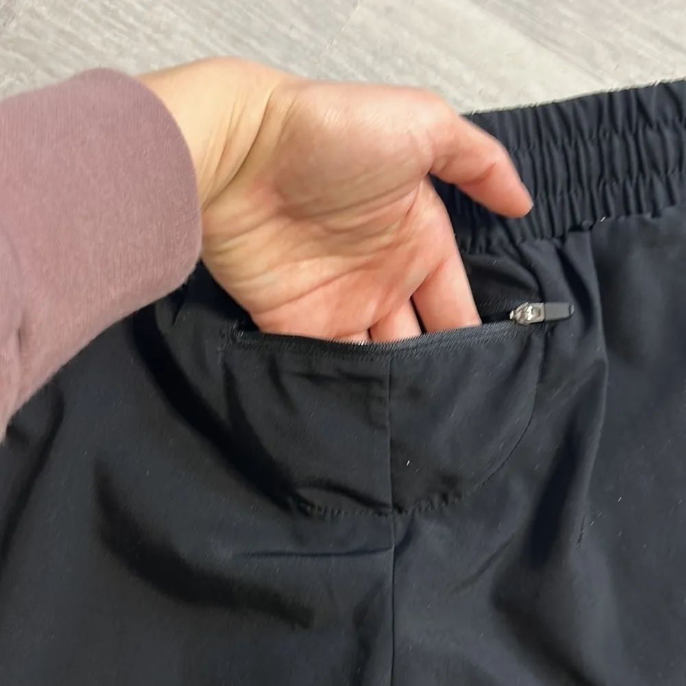 Fabletics • Marley shorts - Image 6