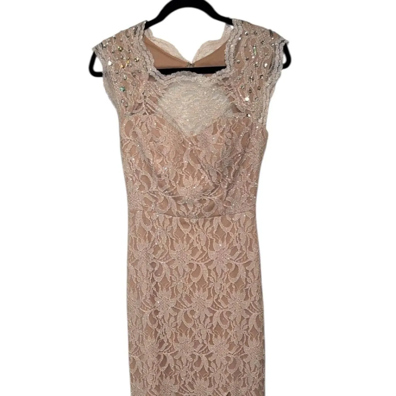 City Triangles All Over Lace Prom Dress with Side Slit Skirt - Image 6