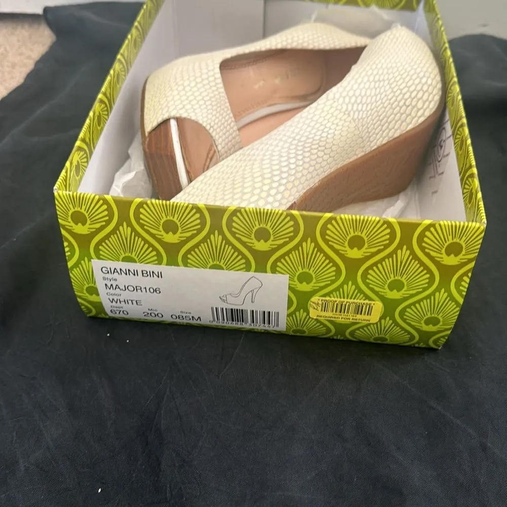 Gianni bini major106 white EUC 8.5 - Image 5