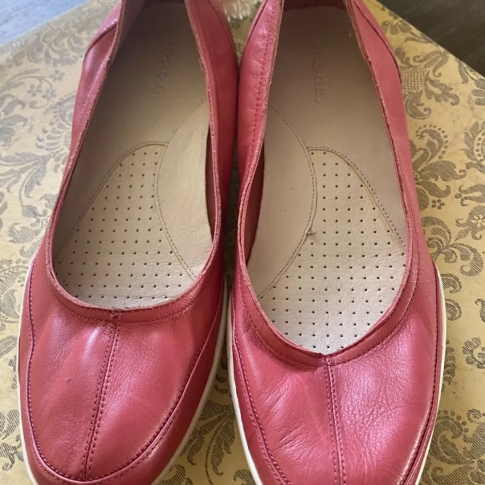 Womens Pink Memory Foam Style Cushy Wedge - Image 2