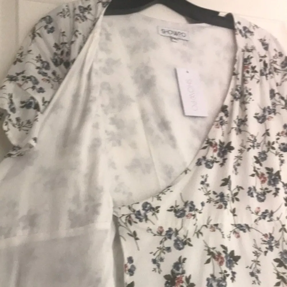 Showpo White Floral Summer Wrap Dress - Image 4