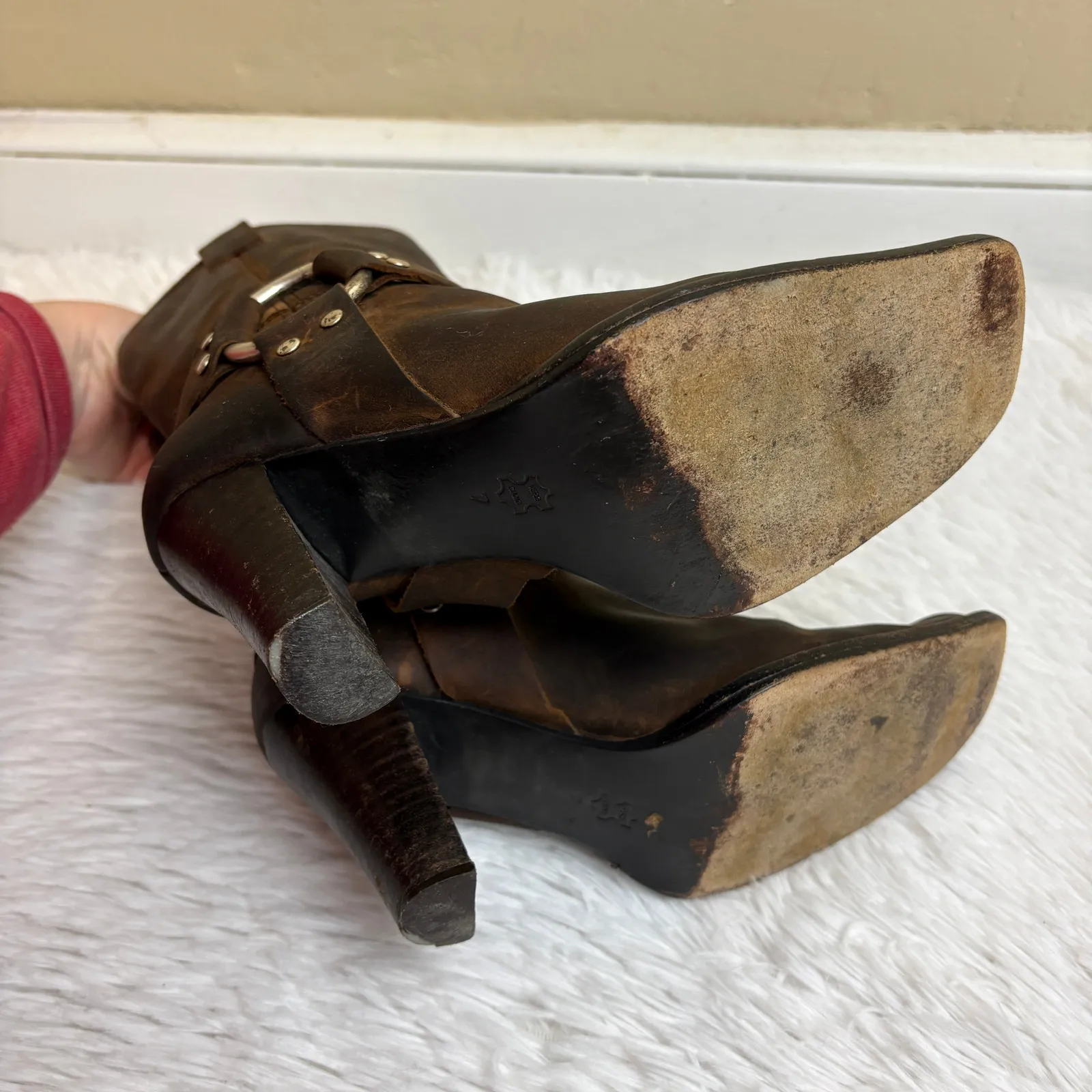 Michael Kors MMK Oiled Leather Harness Heeled Boots Size 7 - Image 5