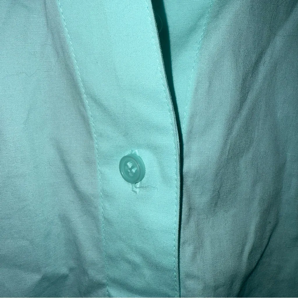 Lane Bryant Aqua Pleated Fitted Button-Up Blouse Folded Cuffs Size 20 NWT - Image 3