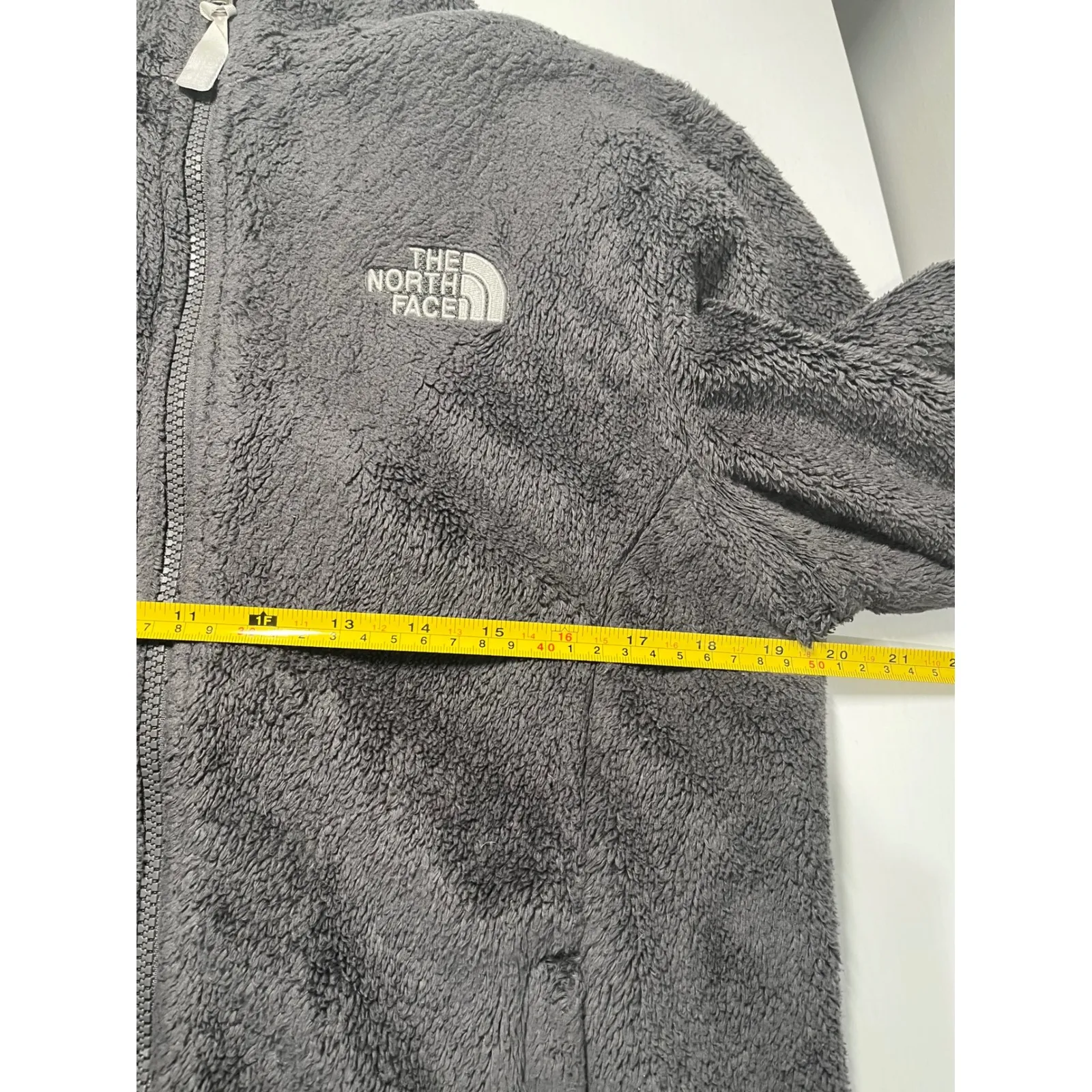 The North Face Womens Fleece Jacket Gray Zip Up Fuzzy Sherpa Warm Size M - Image 7