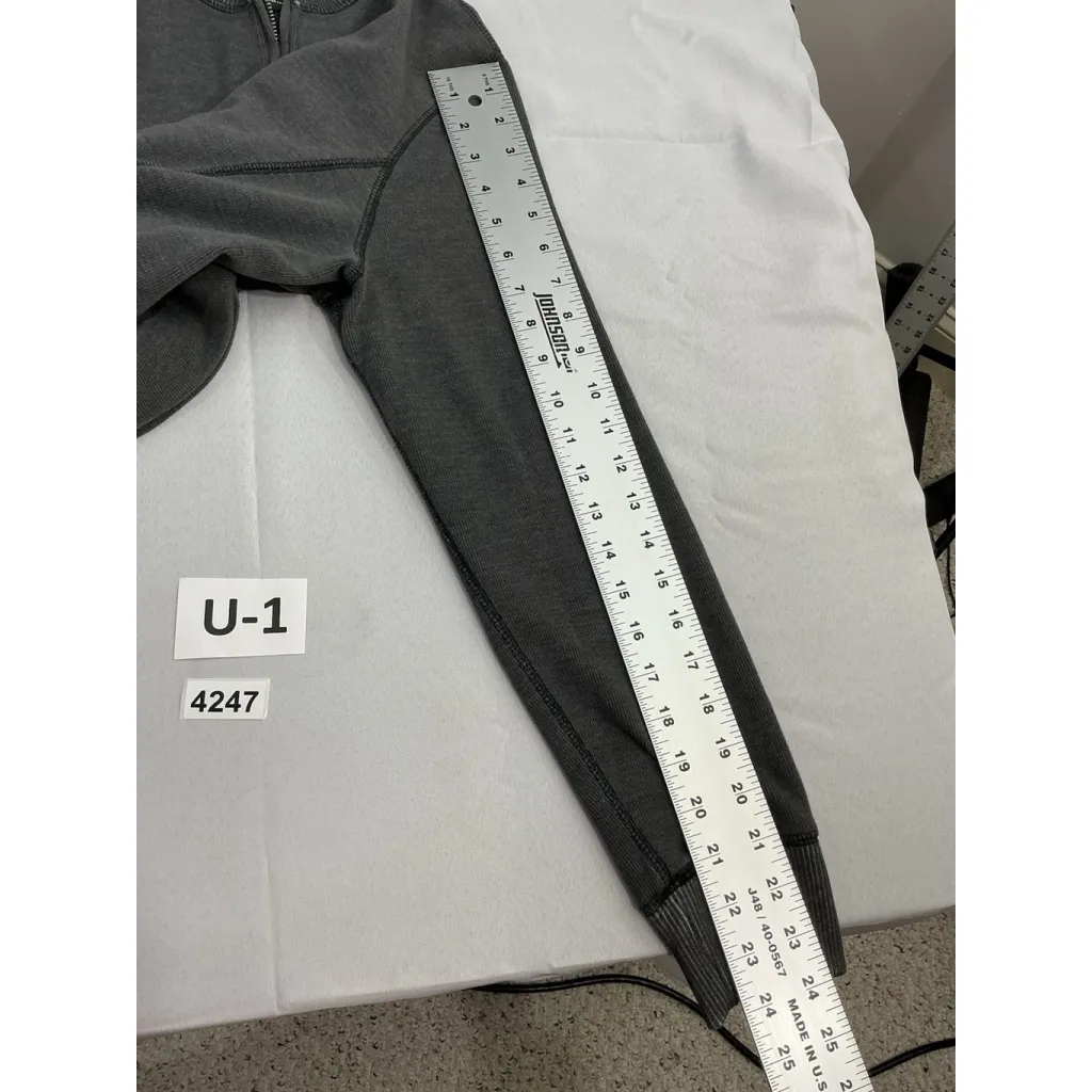 Womans Eddie Bauer Pullover Sweatshirt large Gray Mock Neck Long Sleeve 1/4 Zip - Image 7