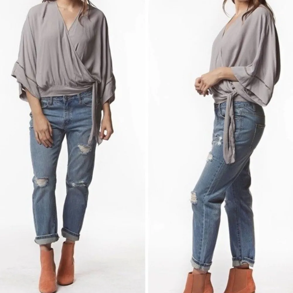 NWT PPLA Leanne Woven Gray Wrap‎ Blouse Size Small 
Kimono Sleeves - Image 2