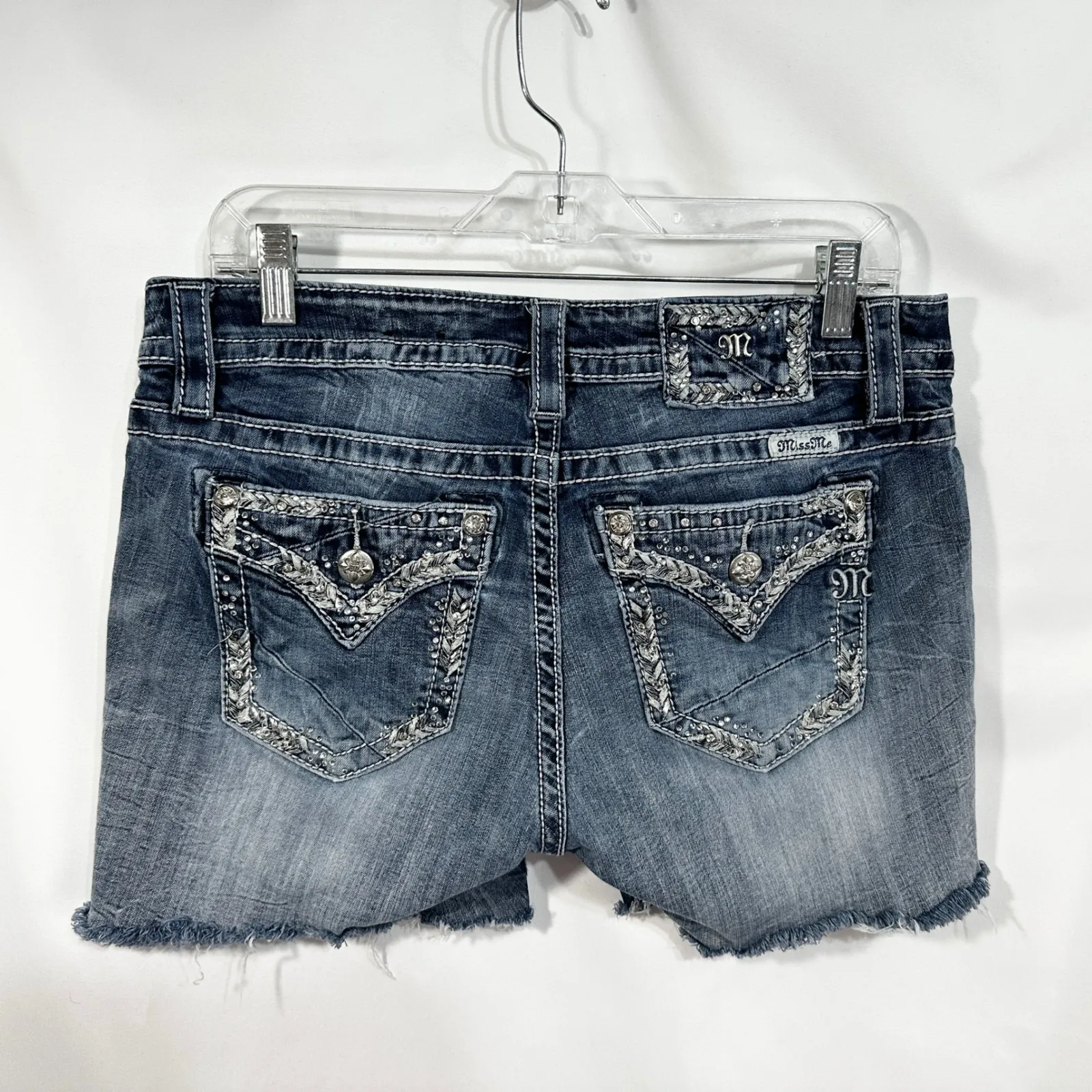 Miss Me Size 30 Denim Shorts Mid Rise Easy Bermuda Jean Shorts‎ Embellished 779 - Image 2
