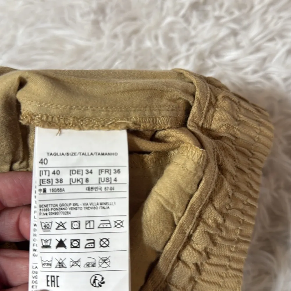 United Colors of Benetton Linen Shorts Wide Leg Turn up Hem Belt Loops 4 NWOT - Image 3