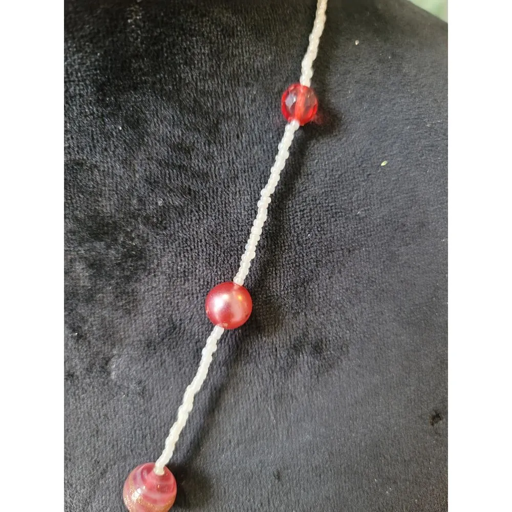 Women's Beaded Necklace With Pink Heart Pendant And Barrel Screw Lock Closure - Image 4