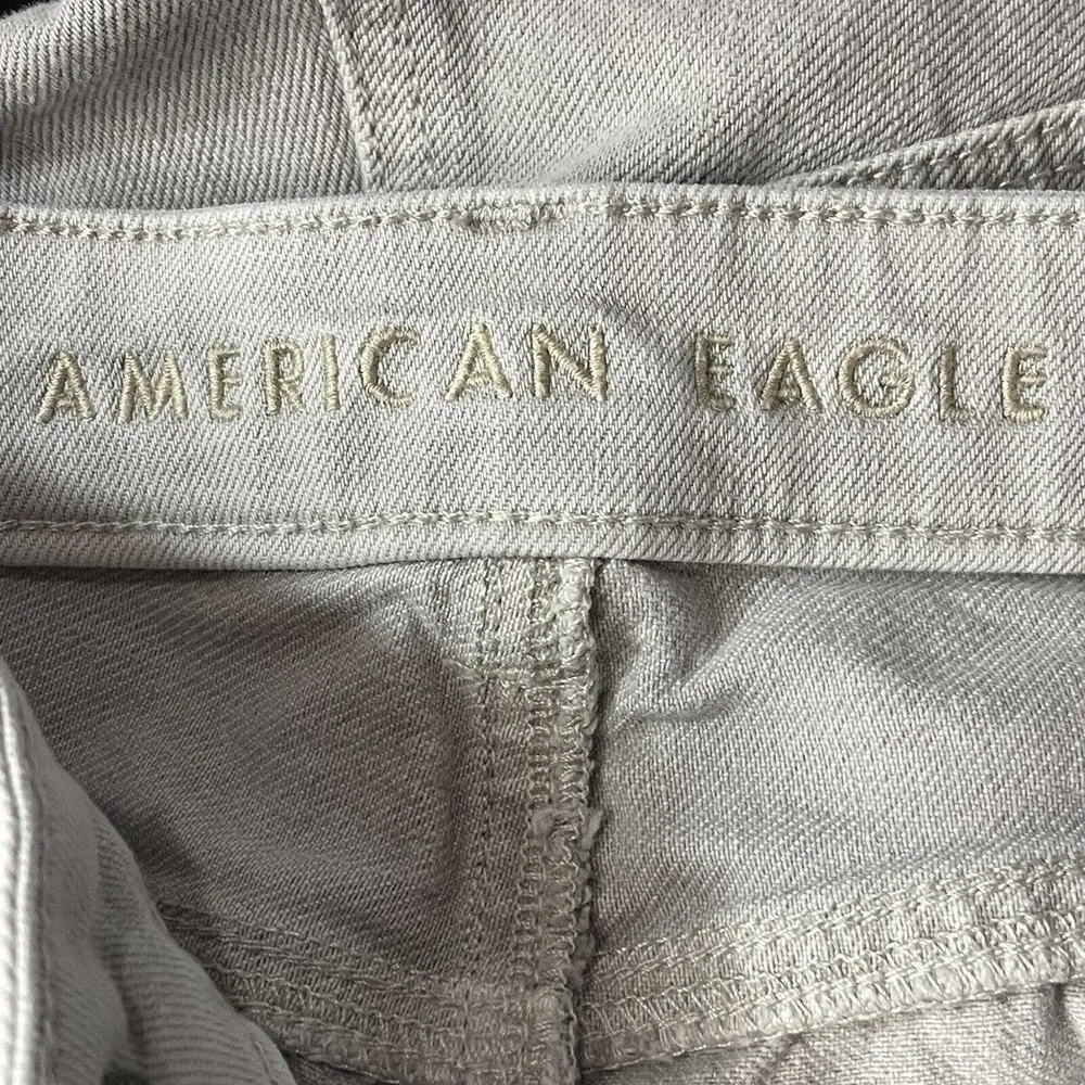 American Eagle SZ 00 Mom Straight Jeans Mid-Rise Distressed Rips Pockets Gray - Image 9