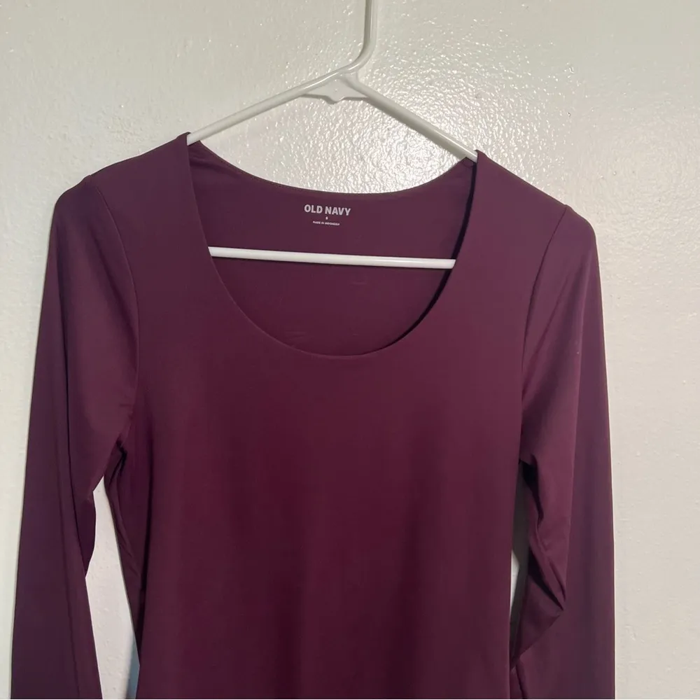 Old Navy Long-Sleeve Double-Layer Sculpting Bodysuit Sumptuous Purple S - Image 5