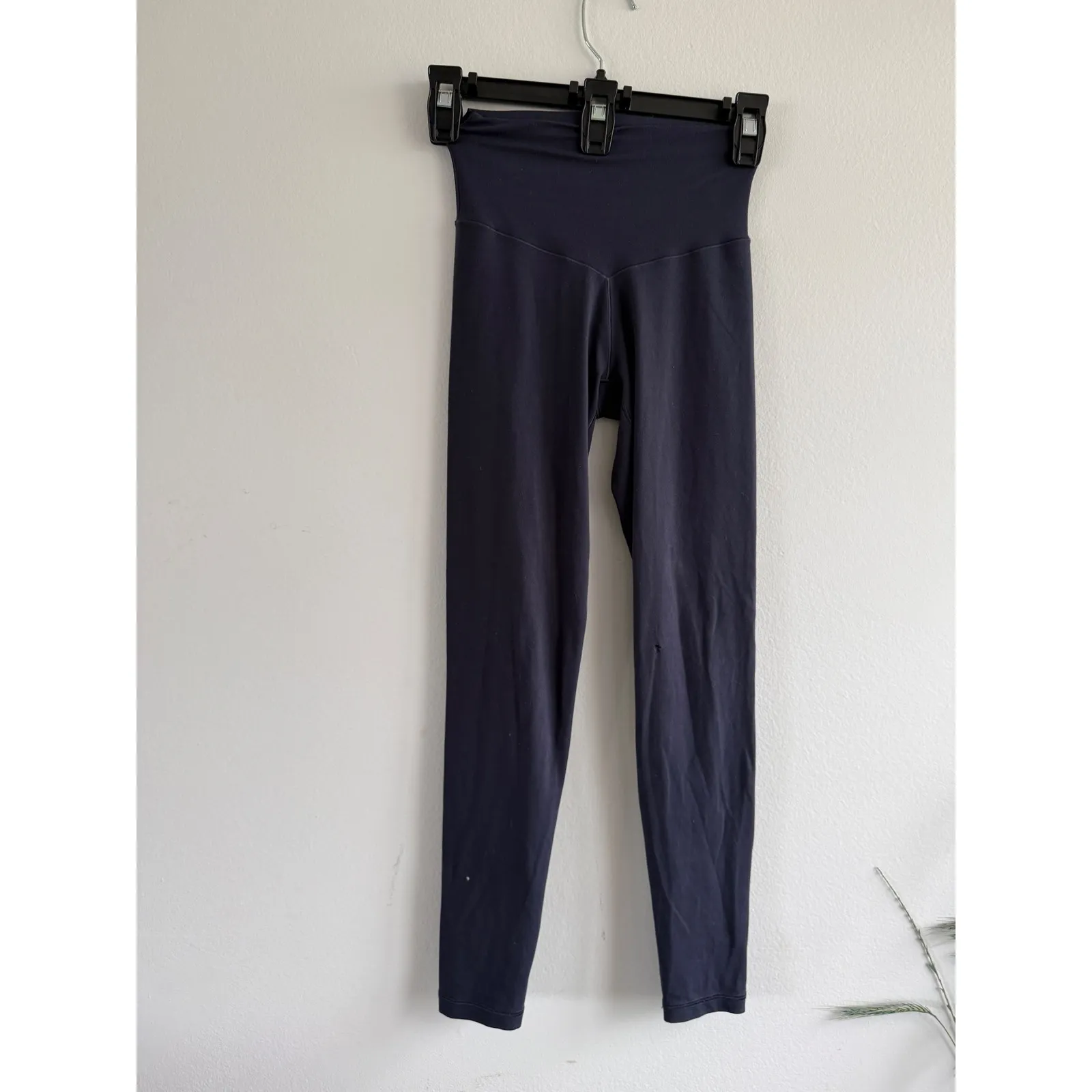 OFFLINE by Aerie Hi Rise 7/8 Legging Dark Navy Blue Womens XS flaw - Image 3