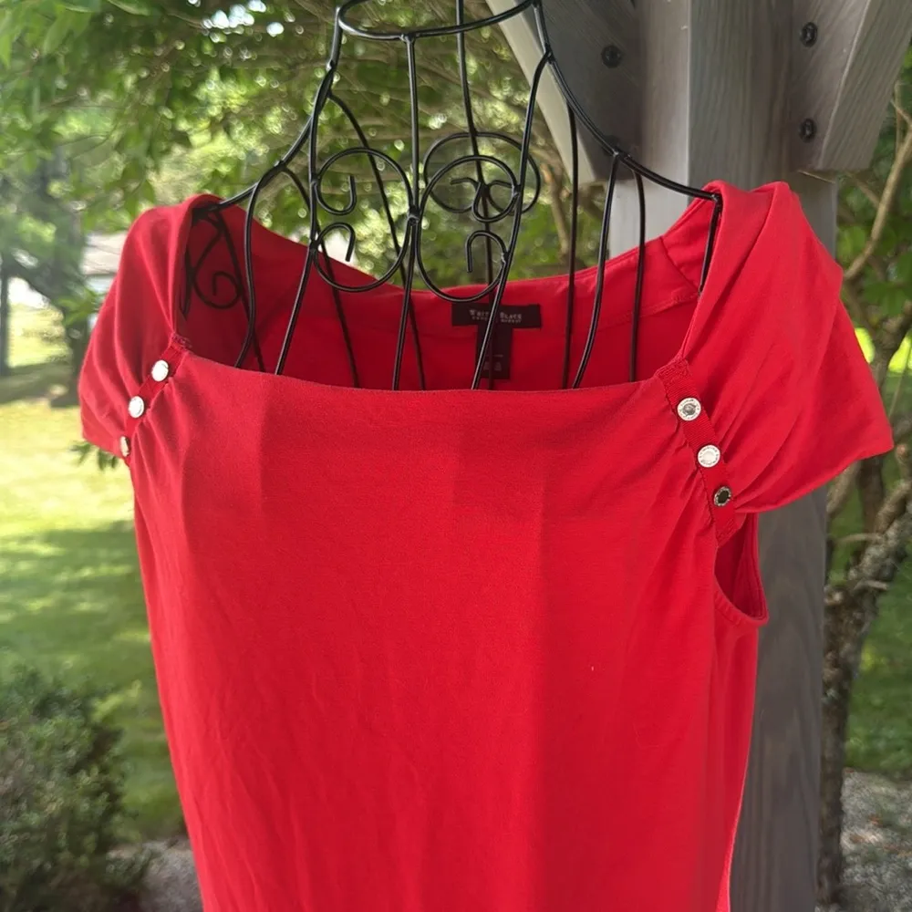 White House, black market, red, semi capped sleeve button detail blouse - Image 2