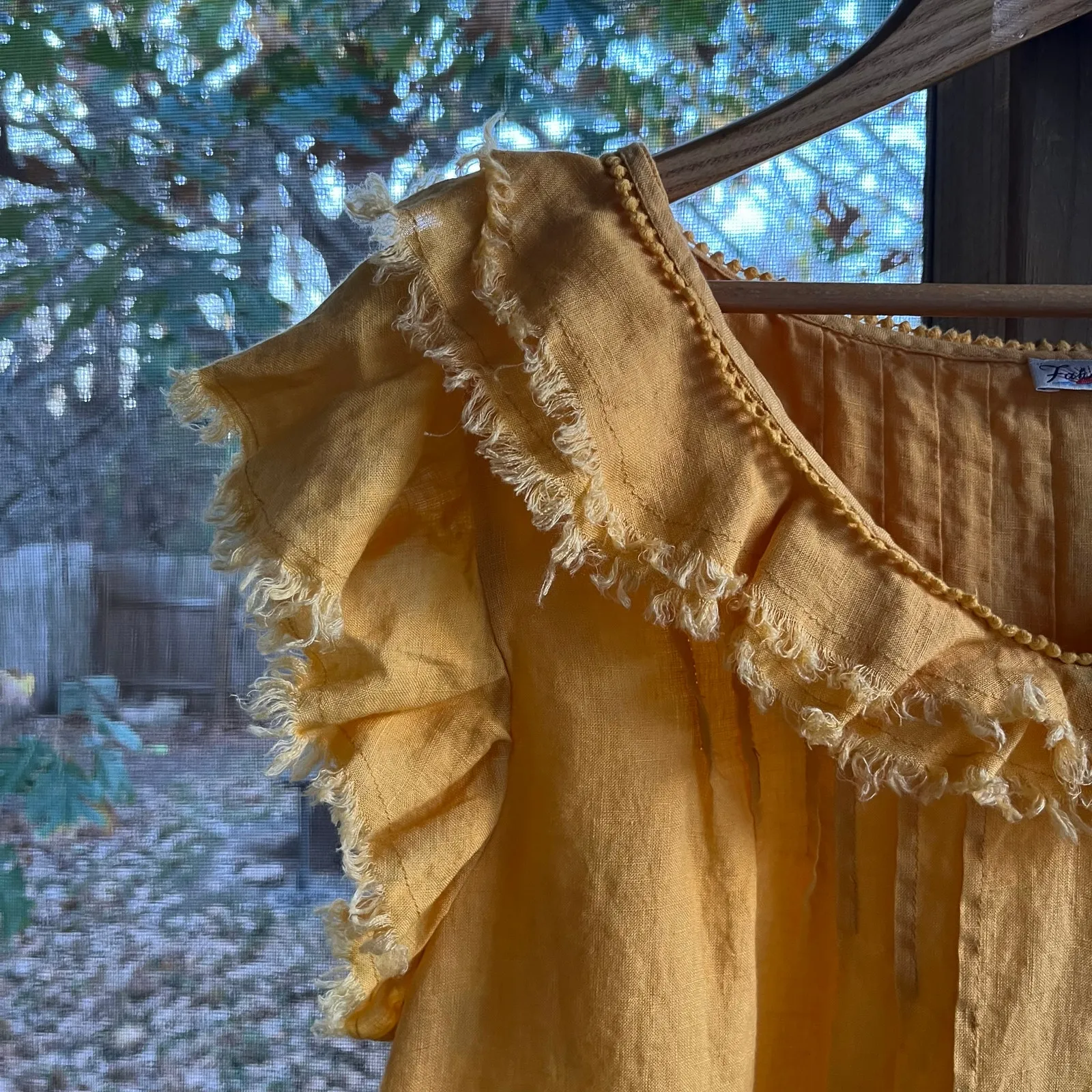 Faherty Yosepha Marigold 100% Linen Fringe Ruffle Top Size M - Image 5