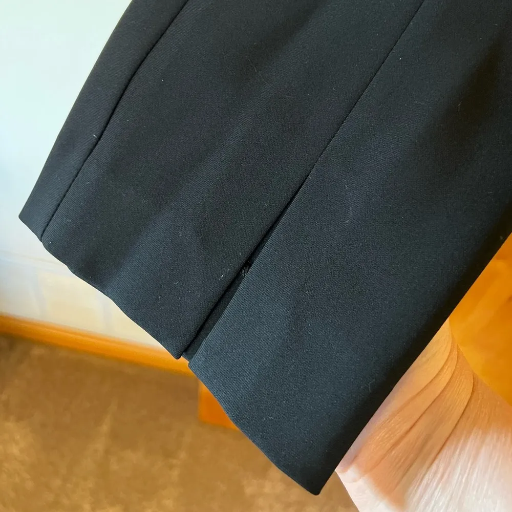 St. John Caviar Womens Black Dress Pants With Small Slits In Front Hem Size 12 - Image 2