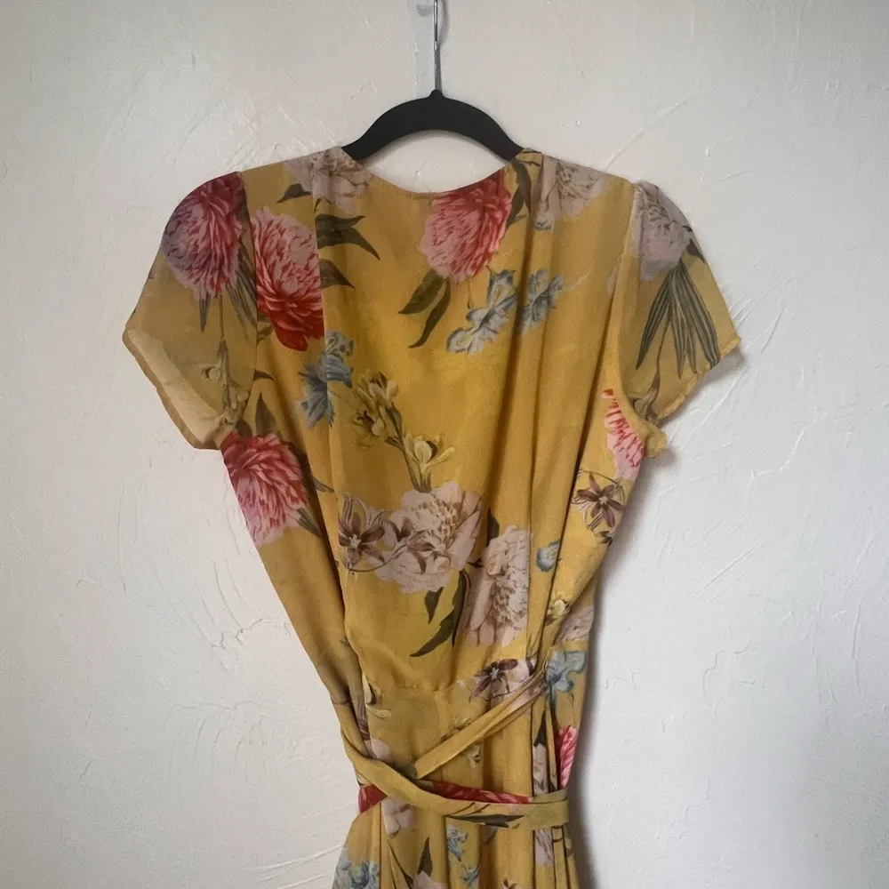Yumi Kim forever yours floral wrap midi dress size S - Image 8