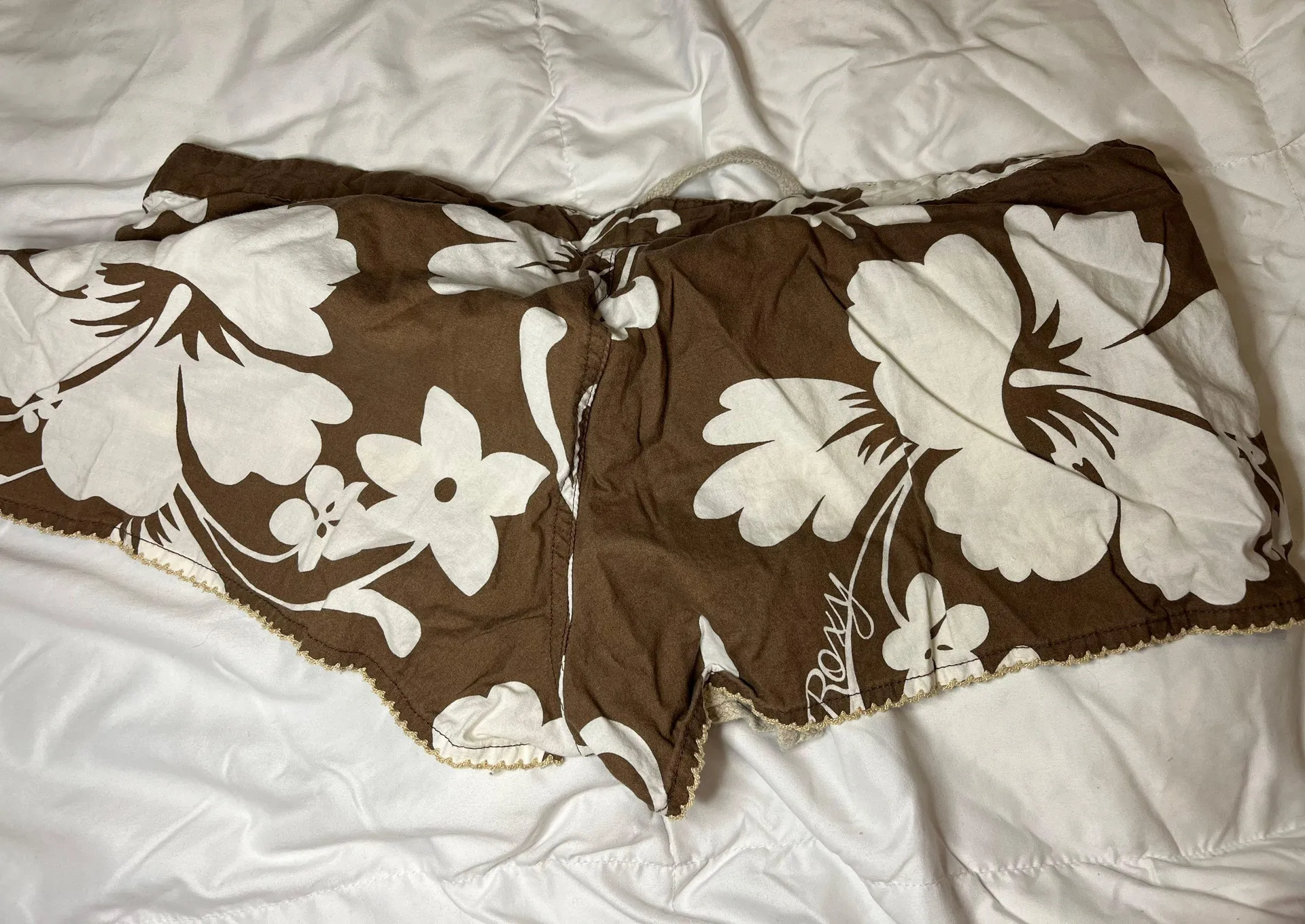 Roxy Beach Shorts - Image 4