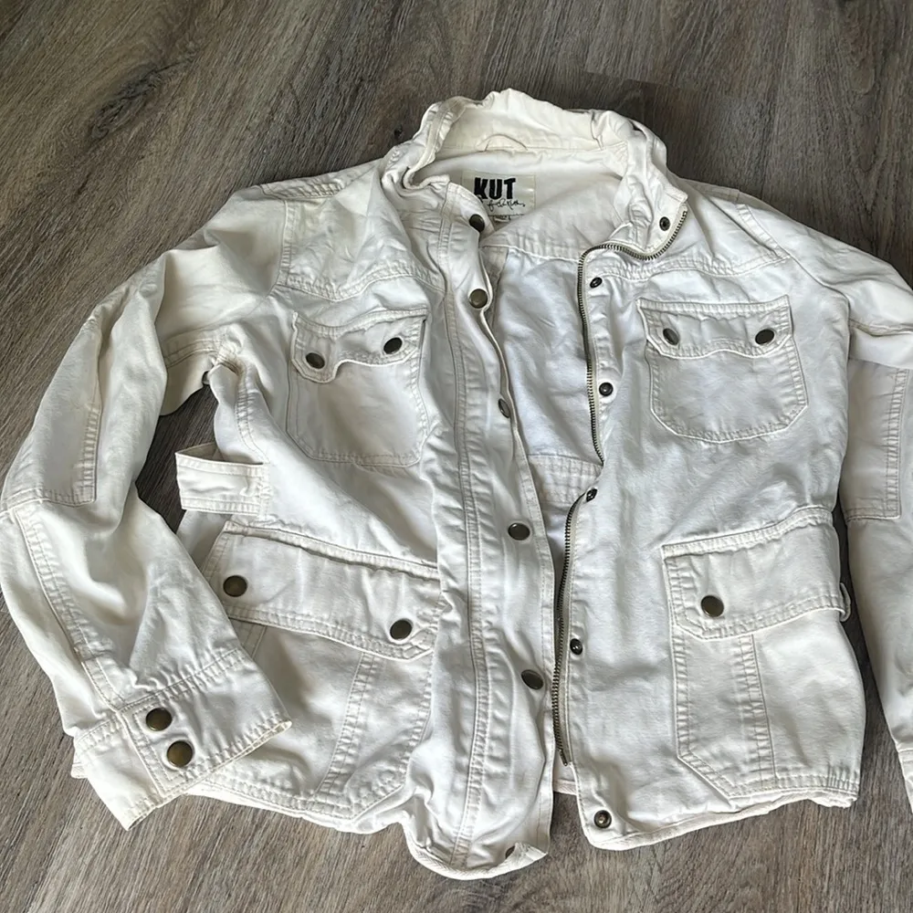 Kut From the Kloth White Jacket Size Large - Image 4