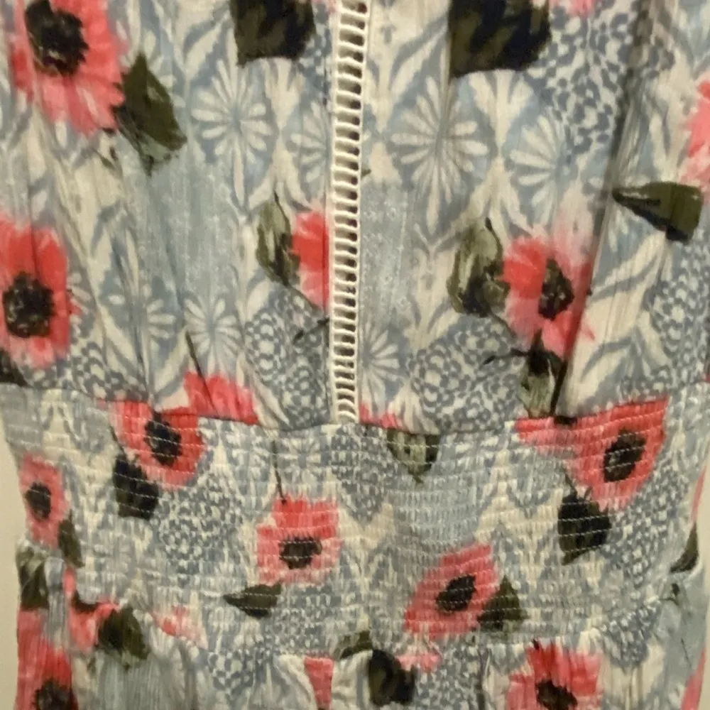 Abercrombie & Fitch Women’s Juniors Romper Blue & Pink Floral Beige Lace Neck M - Image 4