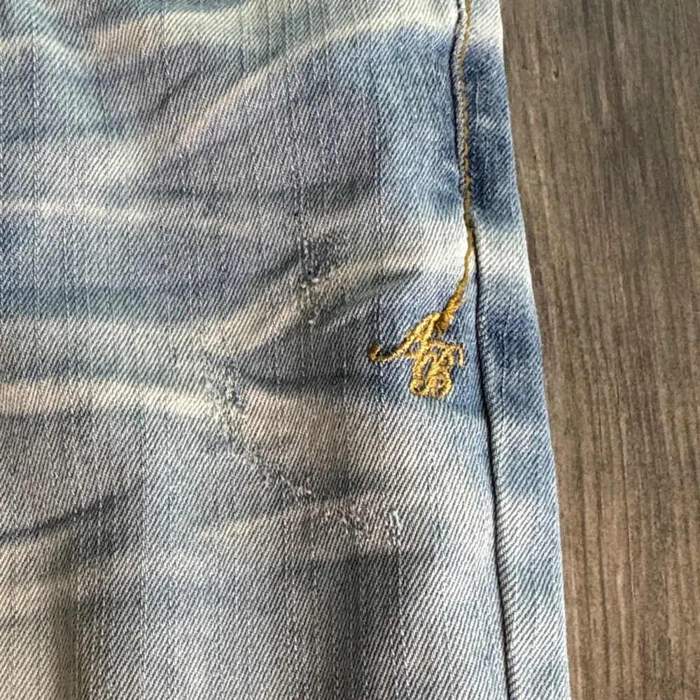 Apple Bottoms Vintage Light Blue Straight Leg Jeans Apple Back Pocket Embroidery Size undefined - Image 5