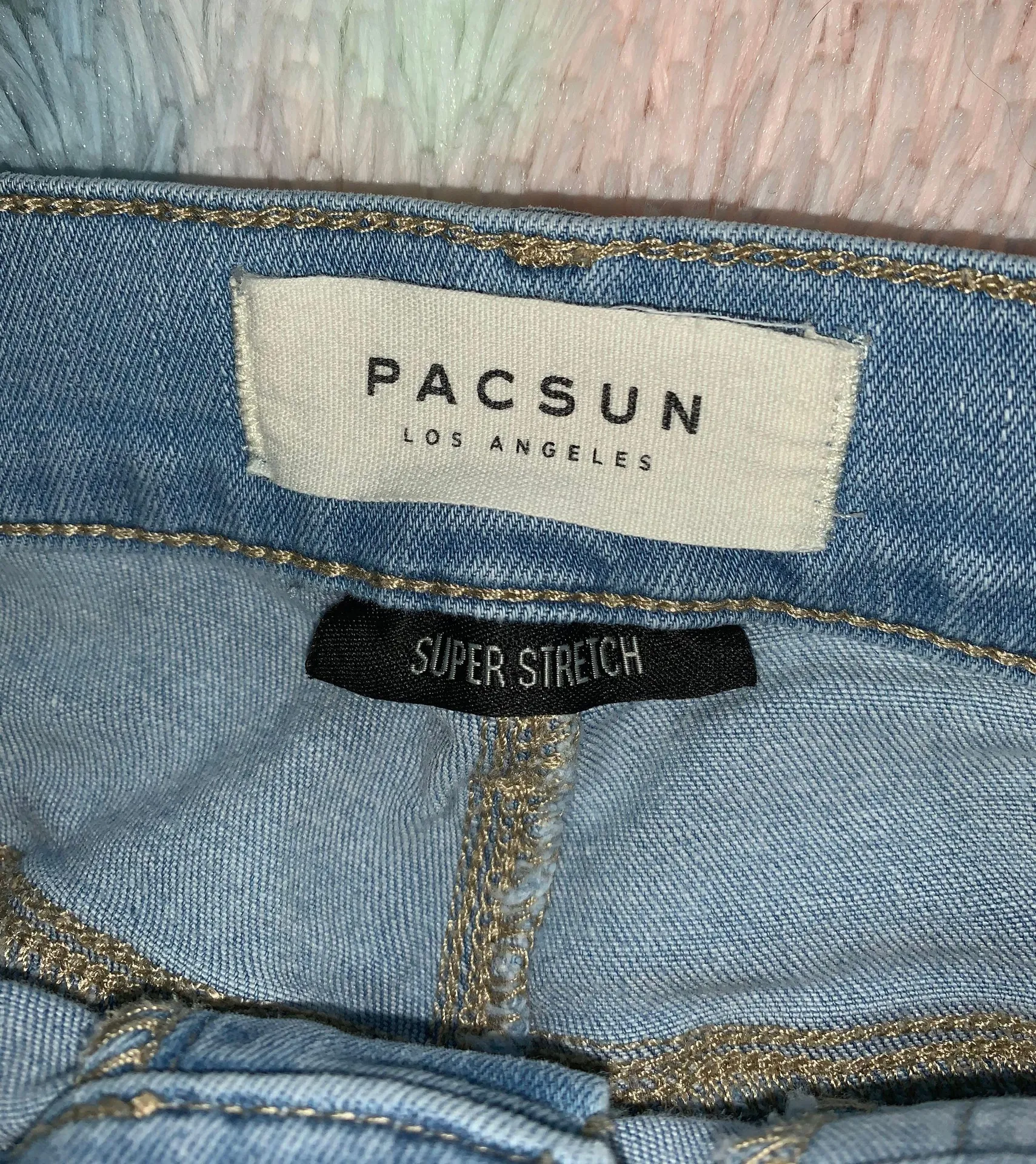 Light Wash Distressed Jeggings - Image 4