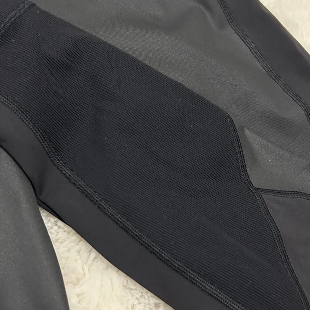 Lululemon  Black Wonder Under Ribbed Panel Leggings - Image 8