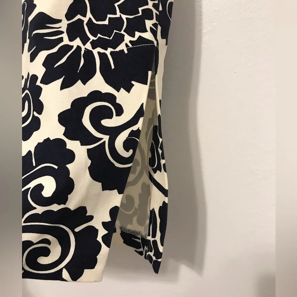 Tory Burch navy white floral print pencil straight skirt women size 6 - Image 3