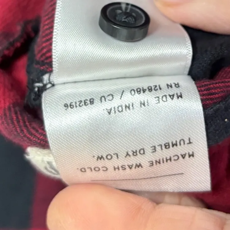 PACT Womens Red Black Plaid Flannel Button Up Shirt Organic Cotton Sz S Buffalo - Image 6