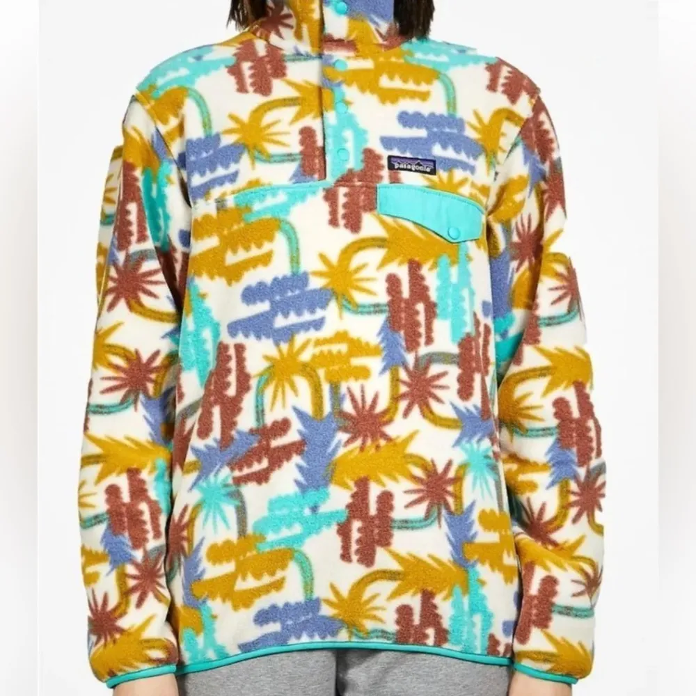 Patagonia Lightweight Synchilla Snap-T Pullover - Image 7