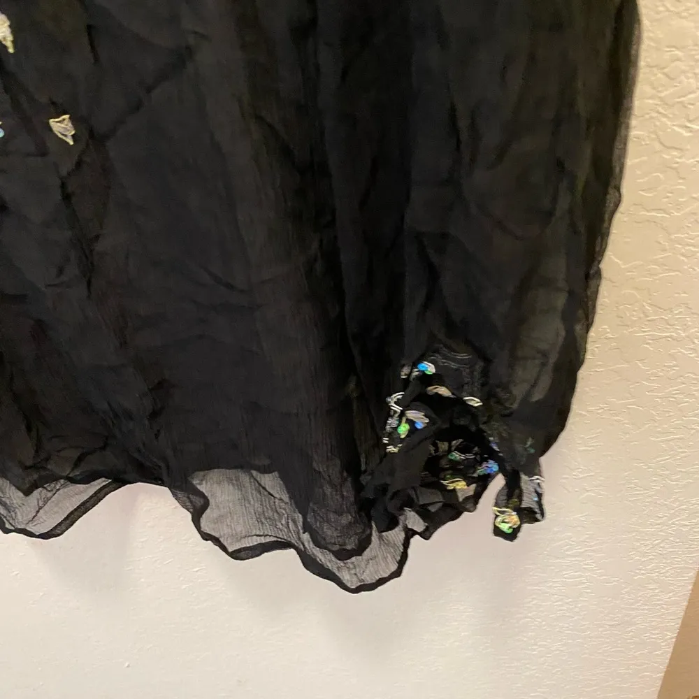 Venus Silk  cover up with sequin design - Image 3