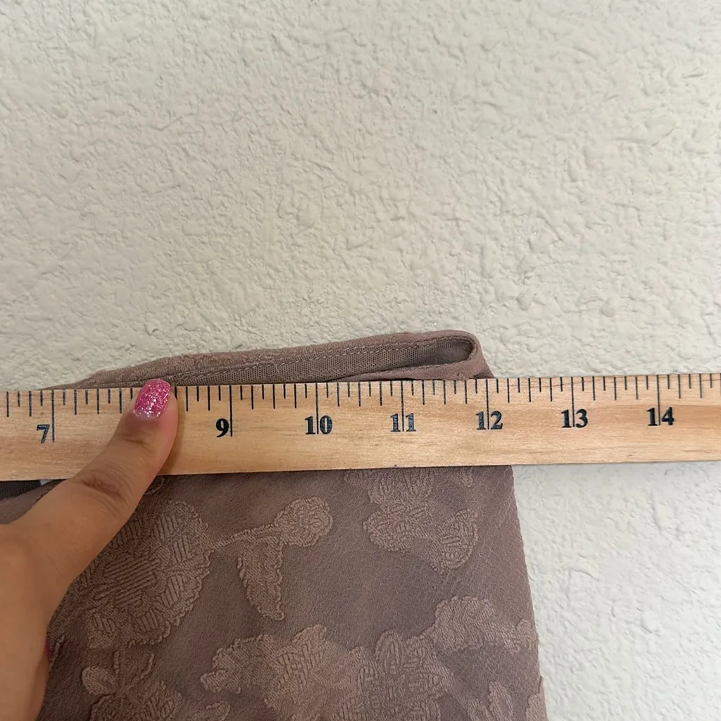 House of CB ‘Vesper’ Maxi Skirt‎ in Mushroom NWOT size XS - Image 10