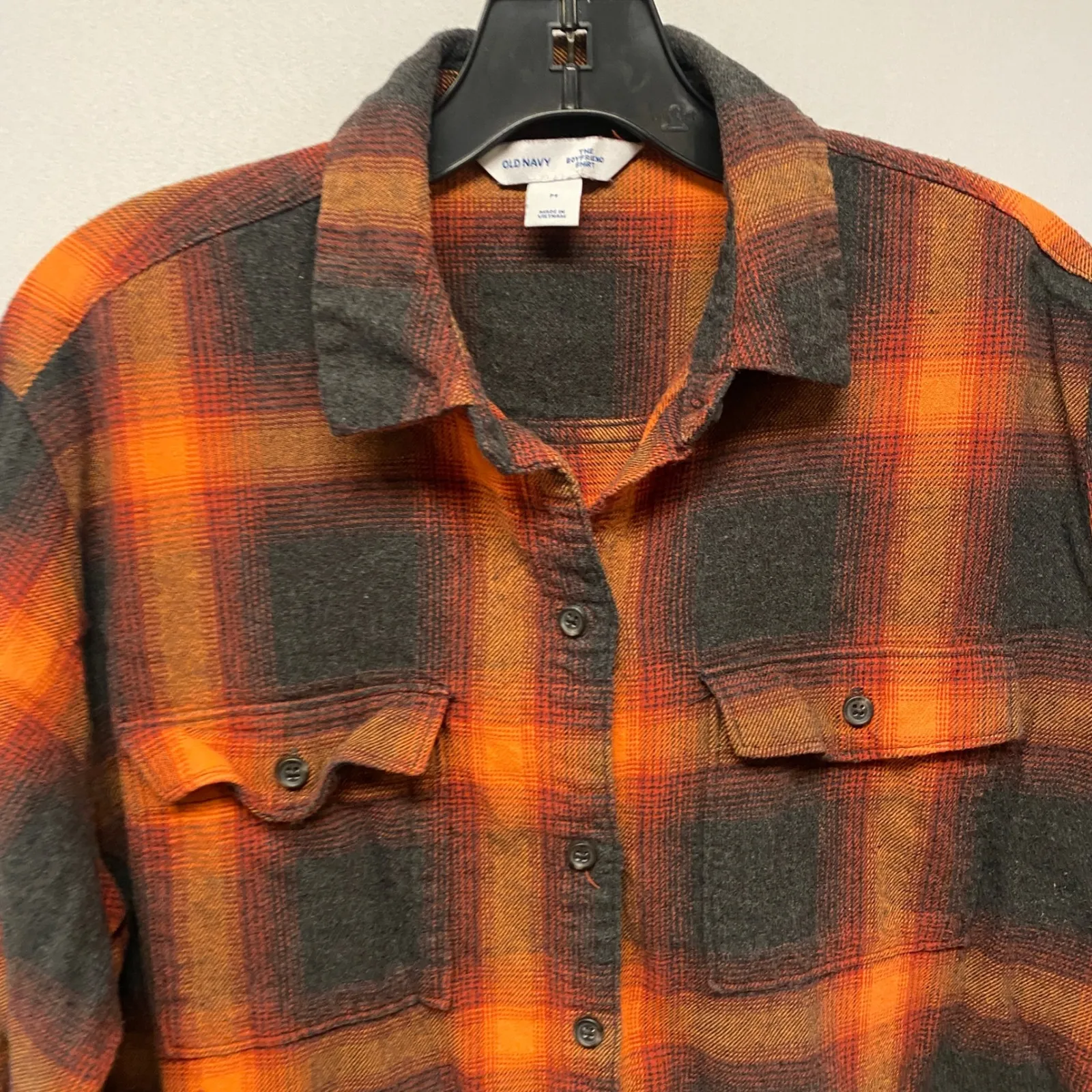 Old Navy The Boyfriend Fit Flannel Medium Flannel Shirt Orange Black Plaid - Image 2