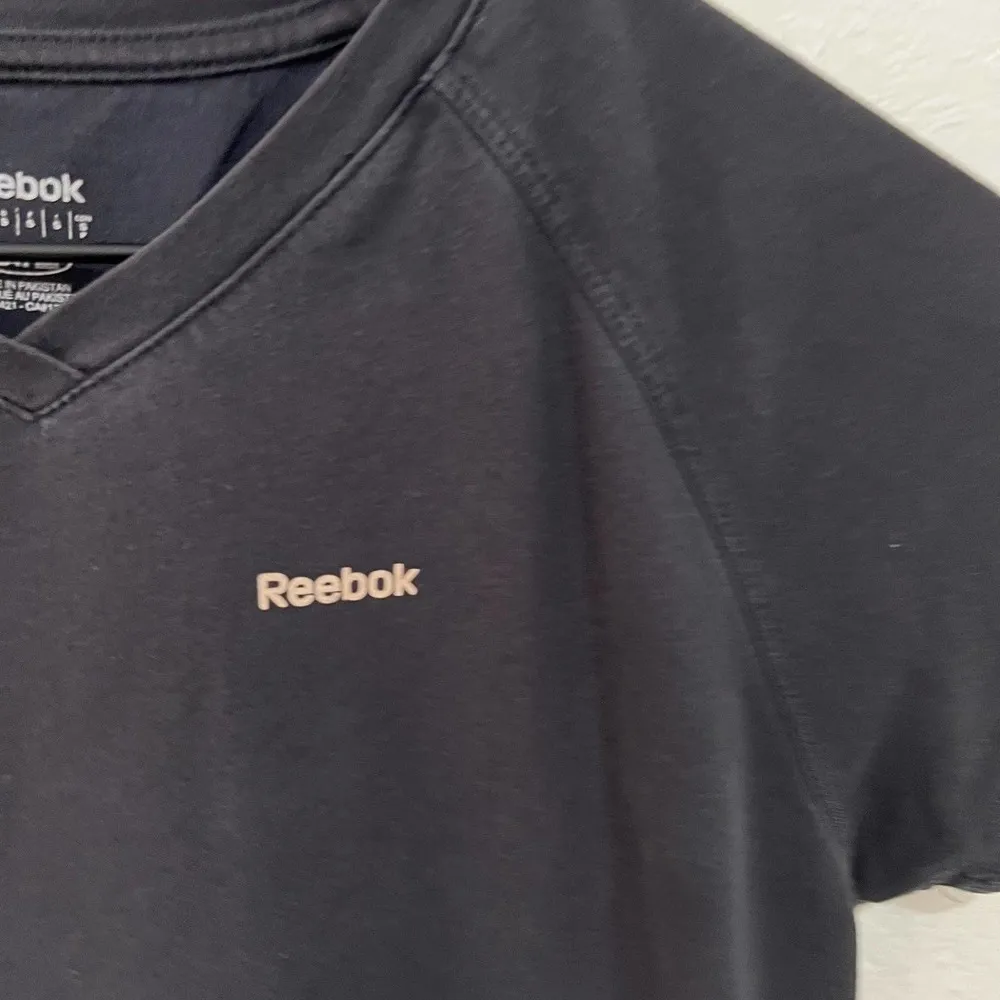 Reebok Black Play Dry T Shirt Size Small - Image 2
