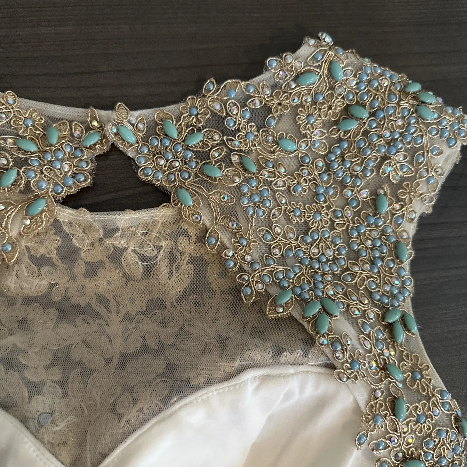 Camille La Vie Size 0 Two Piece Formal Wedding Hoco‎ Ball Prom Social Champagne - Image 8