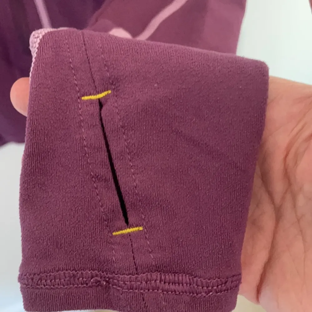 Mountain Hardwear Eggplant Half Zip  Pullover XS - Image 5