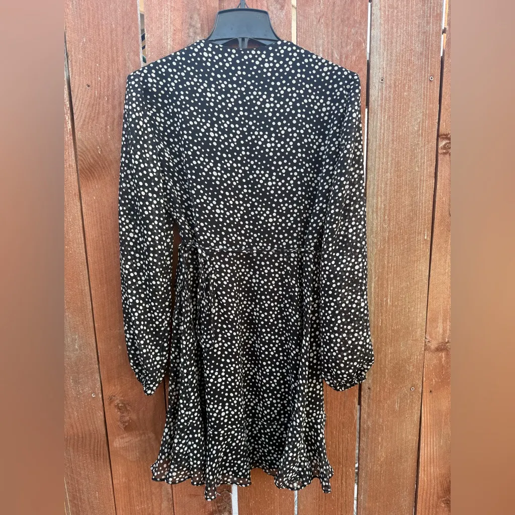 All in Favor Black and White Polka Dot Long Sleeve Mini Wrap Dress Size Medium - Image 5