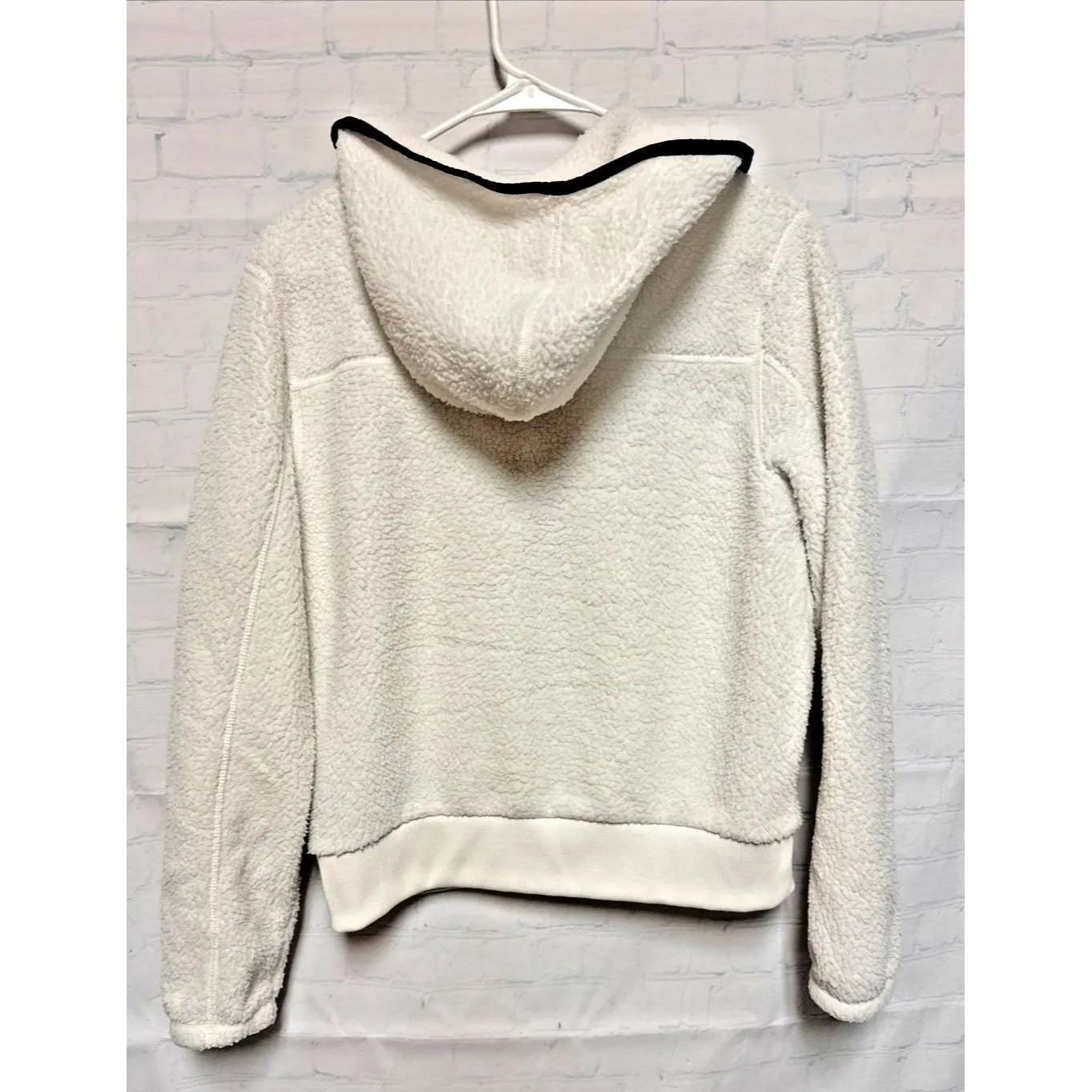 THE NORTH FACE Women's Dunraven Sherpa Crop Jacket Medium with Hood - Image 7