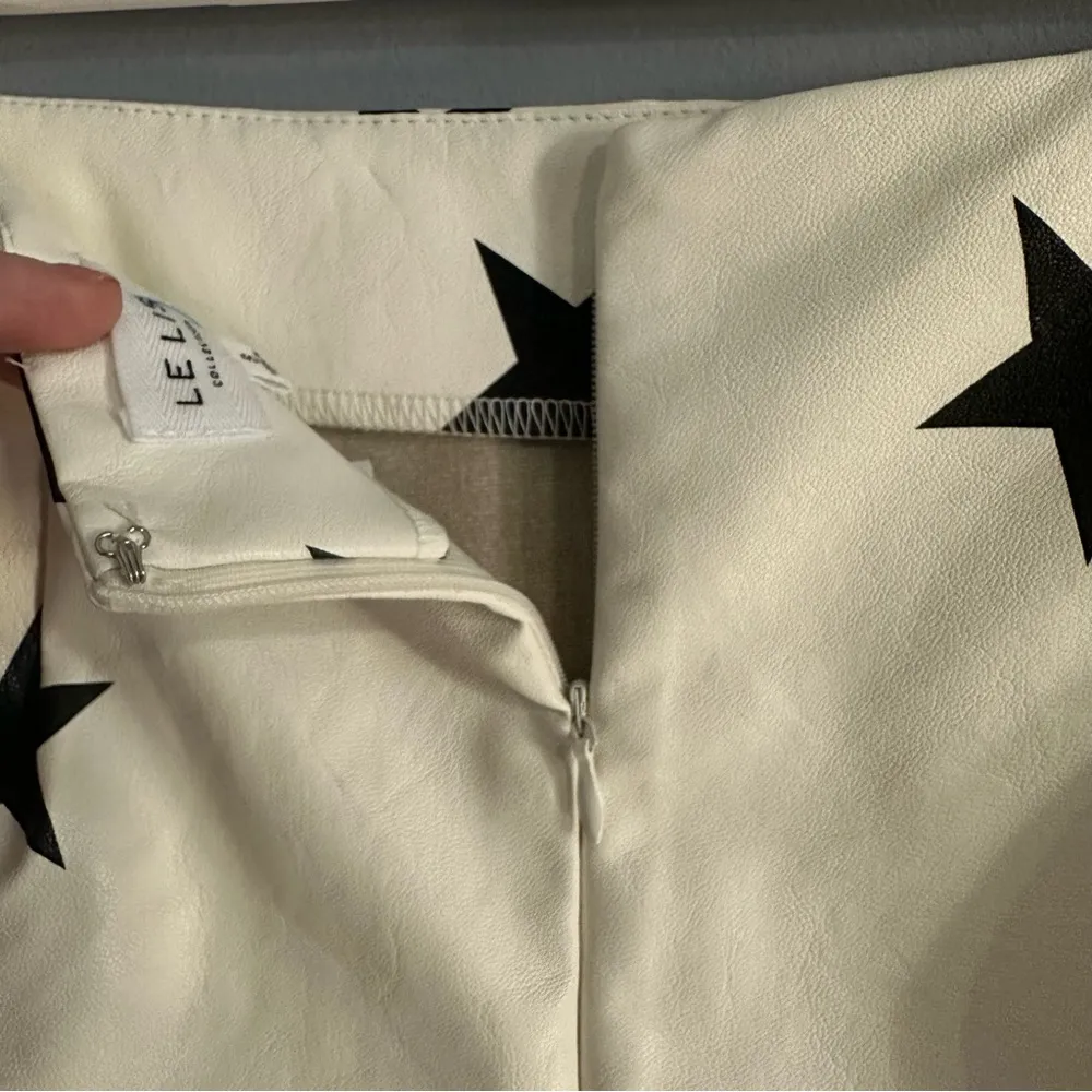 White Leather Skirt Black - Image 5