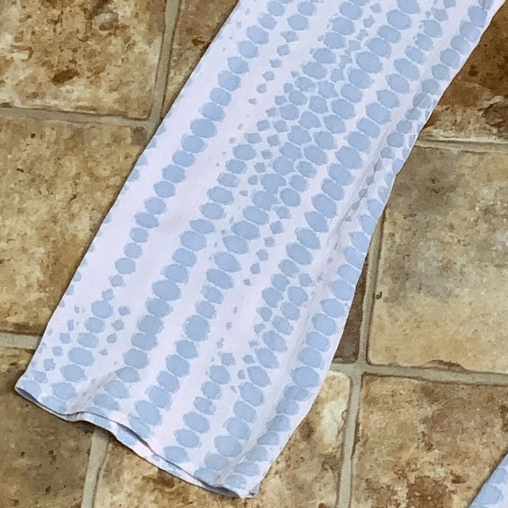 Olivaceous Pastel Blue & Pink Giraffe Print Long Sleeves Off Shoulder Romper L - Image 7