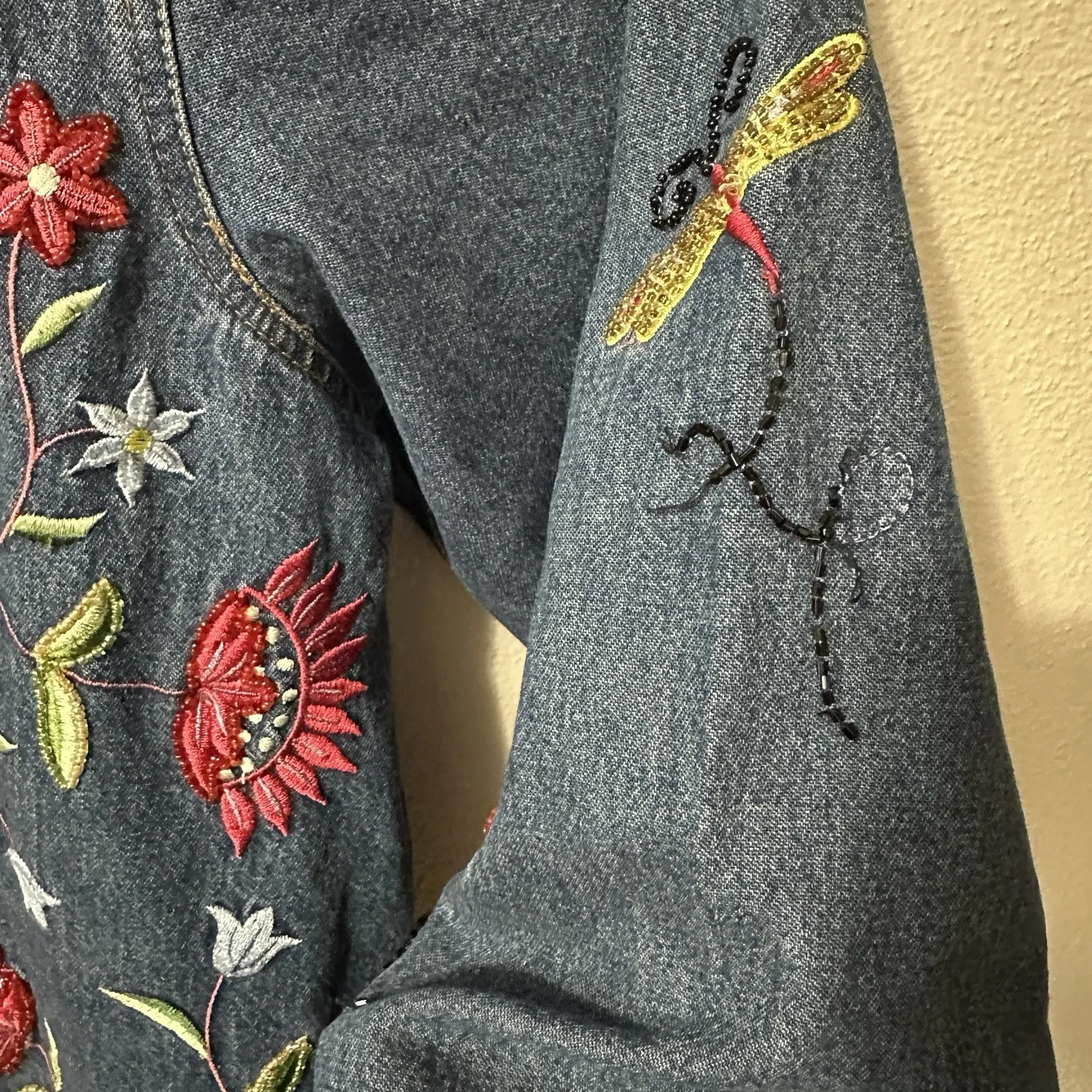 Quacker Factory Jean Jacket Size Large Denim Beaded Embroidered Floral Blue - Image 7