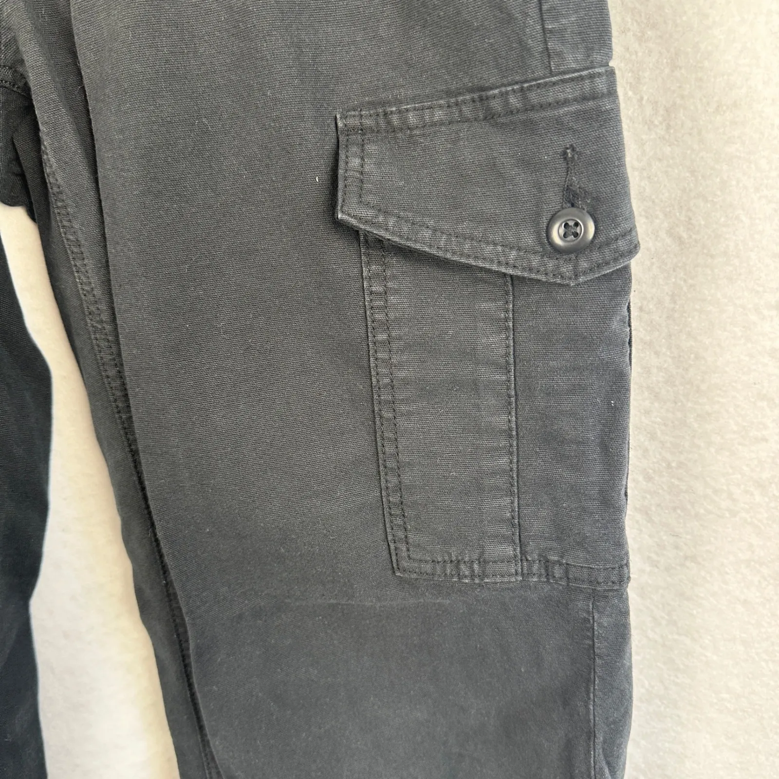 American Eagle Black Cargo Pants Stretch‎ Waist Zip Fly Womens 4 Sporty Utility - Image 4