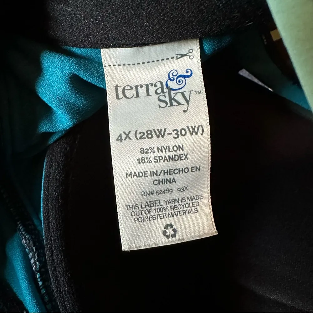 Terra & Sky rainbow stripe push up bikini top - Image 7