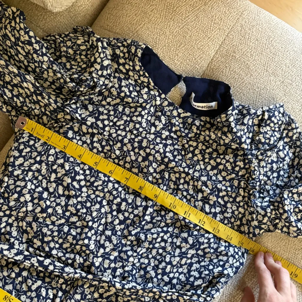 REFORMATION Navy Floral‎ Wrap Quest Dress In Soho Print Size 6 - Image 11