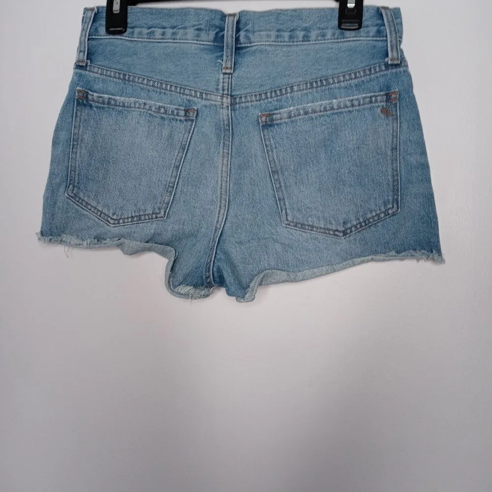 Madewell relaxed denim shorts size 24 - Image 4