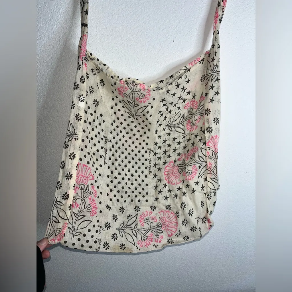 Free People Lightweight Hippie Floral Beachy Linen Semi Sheer Shopper Tote Bag - Image 7